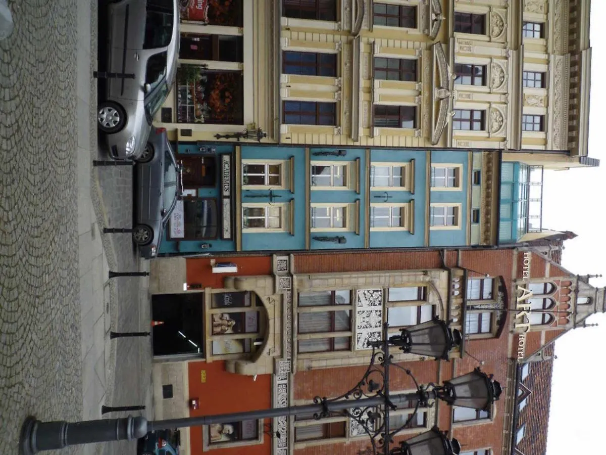 Academus Pub & Guest House Breslau Frühstückspension