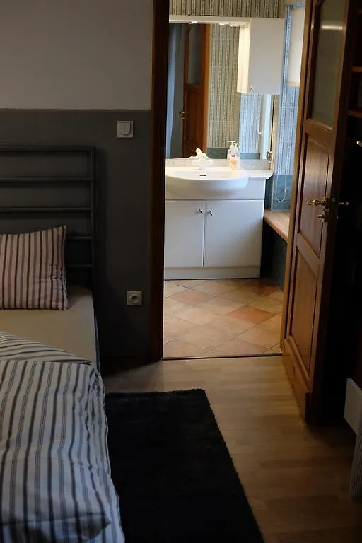 Academus Pub & Guest House Breslau 3*,