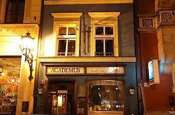 Academus Pub & Guest House Breslau 3*,